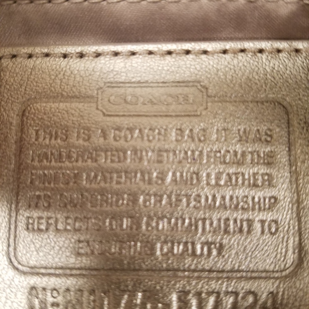 COACH purse - Picture 2 of 2